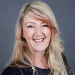 Profile Picture of Tina Heath (@tinaheathuk) on Instagram