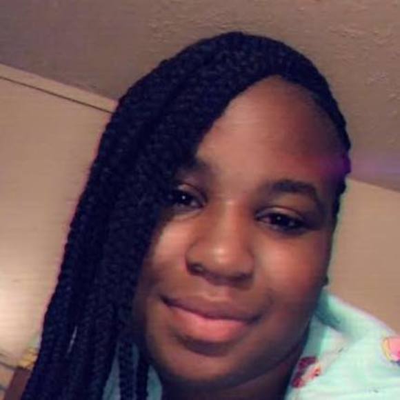 Profile Picture of Jamaria Foster (@jamariafoster) on Poshmark
