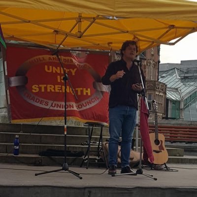 Profile Picture of Lloyd Dobbs (@TroupeLloyd) on Twitter