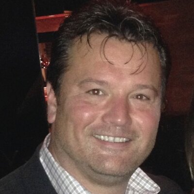 Profile Picture of R. Wayne (@meltonaire) on Twitter
