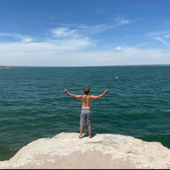 Profile Picture of Colton Roberts (@coltonroberts) on Poshmark