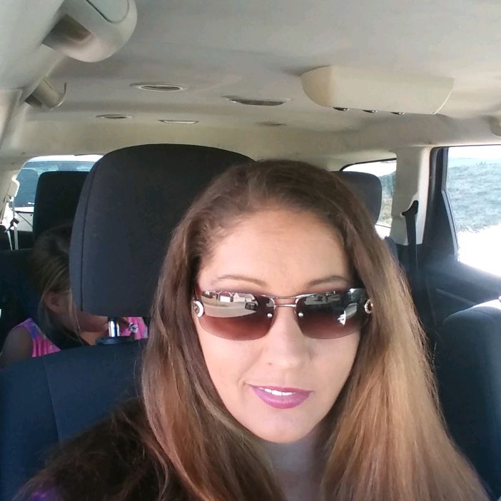 Profile Picture of paula Hornback (@karadarinichell) on Tiktok