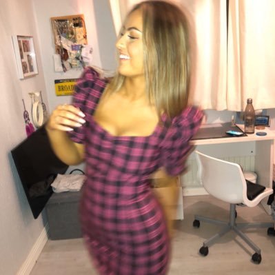 Profile Picture of Lucy Graham  🦋 (@LucygrahamLucy) on Twitter
