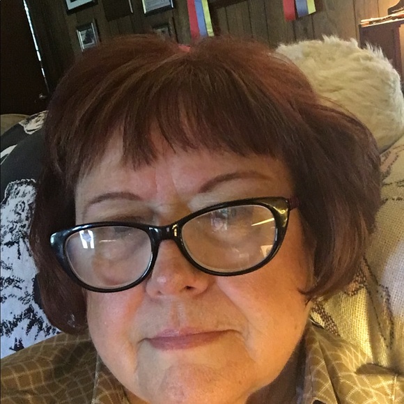Profile Picture of Jann Frankowiak (@jlfrankowiak) on Poshmark