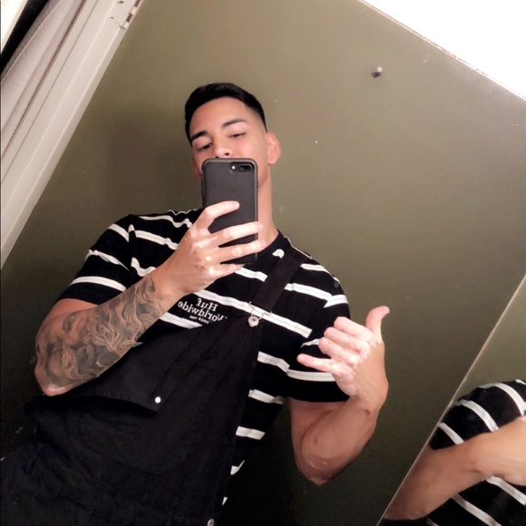 Profile Picture of Armando Covarrubias (@armandocov) on Poshmark