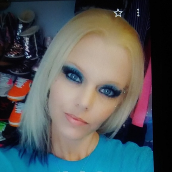 Profile Picture of Destiny Gottfried (@stayready0619) on Poshmark