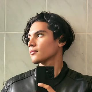 Profile Picture of Aaron Viera (@aaronviera) on Instagram