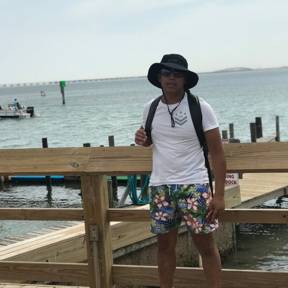 Profile Picture of Joe Garcia (@oegarci523j) on Poshmark