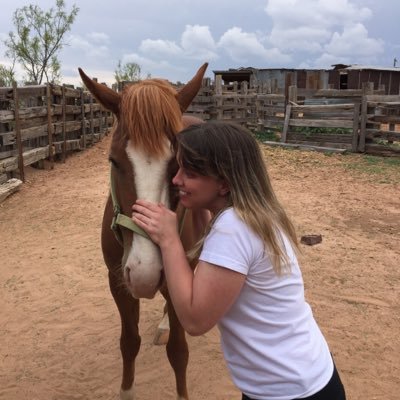 Profile Picture of Bridget Breen (@h_bkbreen16) on Twitter