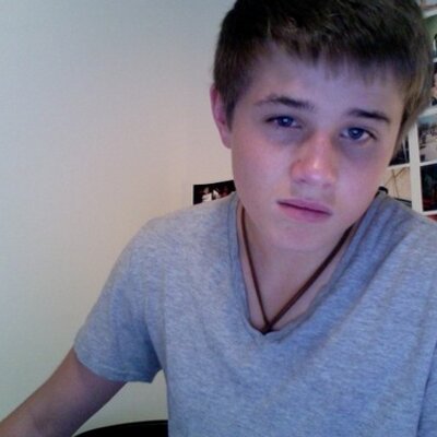 Profile Picture of Chris Rohrer (@ManiacalHugger) on Twitter