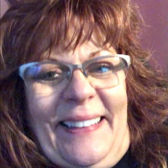 Profile Picture of Pat Davidson (@pat10222) on Poshmark