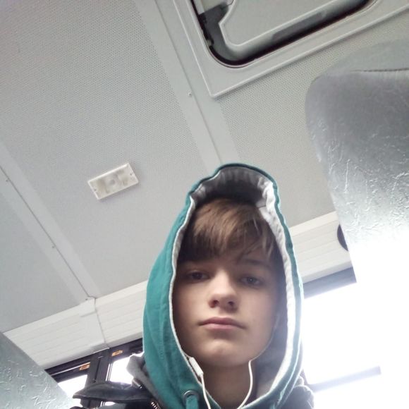 Profile Picture of Joshua Winters (@joshuawinter602) on Poshmark