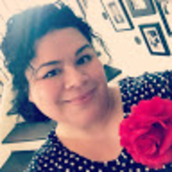 Profile Picture of Lorraine Acosta (@mrsacosta7) on Poshmark