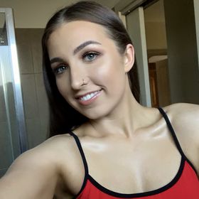 Profile Picture of Chloe Hoffmann (@hoffmannchloe) on Pinterest