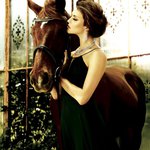 Profile Picture of Jerri Anderson (@callieandhampton) on Instagram