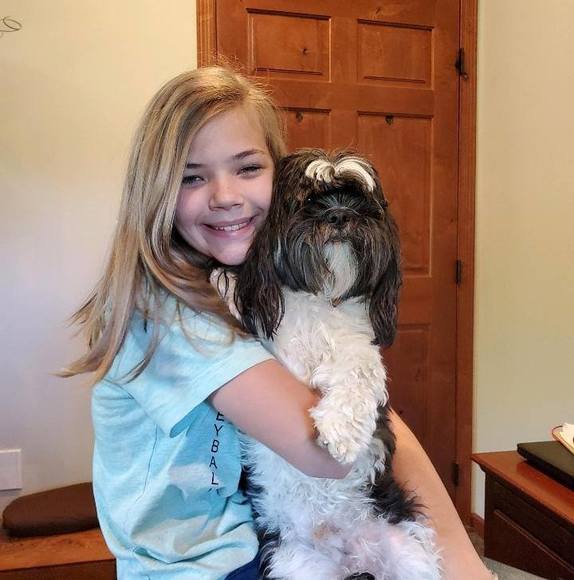 Profile Picture of Hannah Linaman (@hannah_linaman) on Poshmark