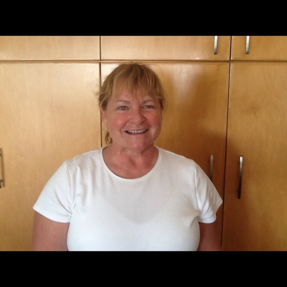 Profile Picture of Jan Heddinger (@maxmom4) on Poshmark