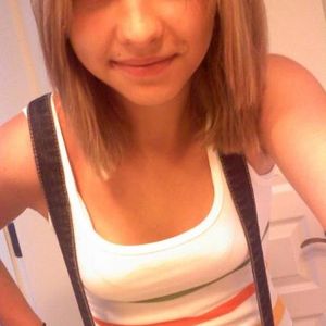 Profile Picture of Sarah Harkness (@187855797) on Myspace