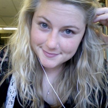 Profile Picture of Jenna Bateman (@Lovintheplanet) on Twitter