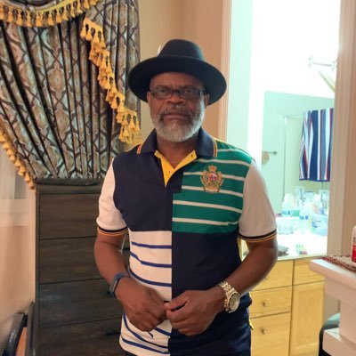 Profile Picture of Camille Munganga (@CamilleMunganga) on Twitter