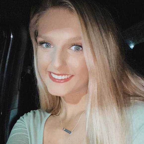 Profile Picture of Mackenzie Franklin (@kenzfrank) on Poshmark