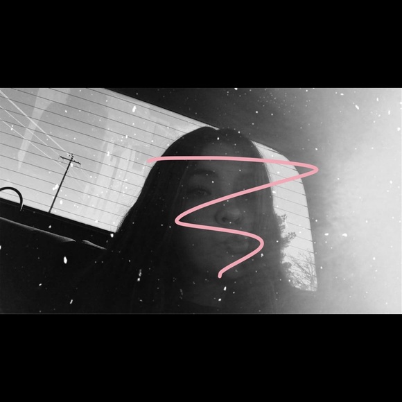 Profile Picture of Grayson Baird (@graycen29) on Poshmark