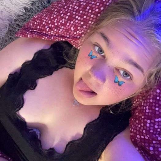 Profile Picture of Thea Müller😜❤️ (@thea_muller_15) on Tiktok