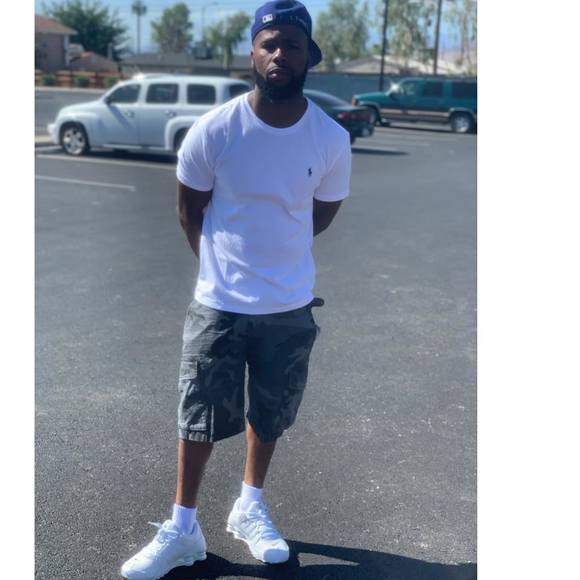 Profile Picture of Carl Johnson (@ruffkng) on Poshmark