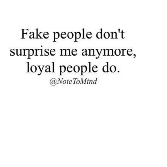 Profile Picture of Crystal Noel (@noelmccloskey) on Poshmark