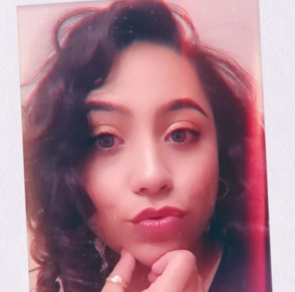 Profile Picture of Michelle Montoya (@michellemont820) on Poshmark