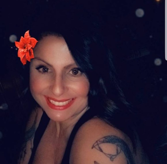 Profile Picture of Stacy Bierer (@stacymeucci) on Poshmark