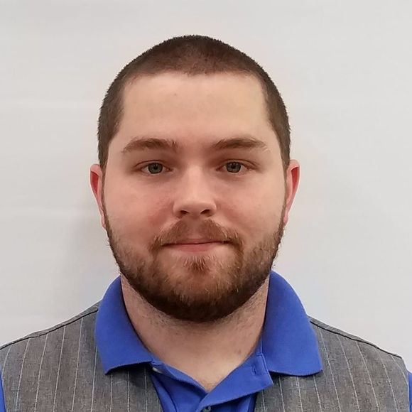 Hunter Segraves - Poshmark Profile Picture of Hunter Segraves (@segraveshunter) on Poshmark