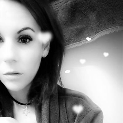 Profile Picture of Laura Lowder (@LauraLowder3) on Twitter