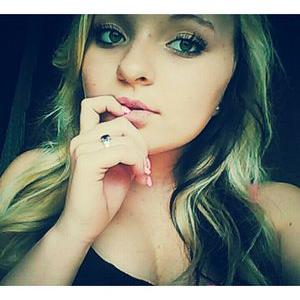 Profile Picture of R.i.p Aunt Kay ❤ (@mckenzie_delph) on Twitter