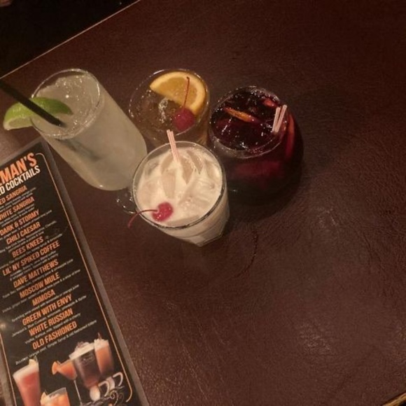 Profile Picture of Ngân Đỗ (@aerisdo) on Poshmark