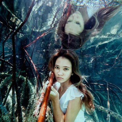 Profile Picture of Maya Barker (@markellagulyae1) on Twitter