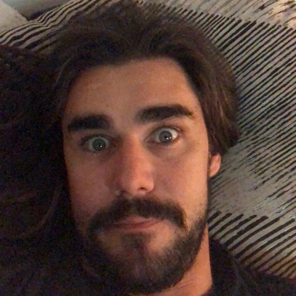 Profile Picture of Michael Hansen (@michansen1) on Poshmark