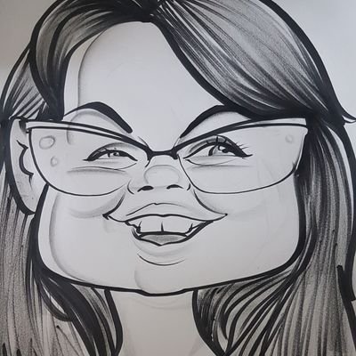 Profile Picture of Julia Elizabeth (@JuliaSand1989) on Twitter