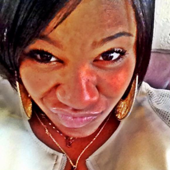 Profile Picture of Whitney Pulse (@whittp) on Poshmark