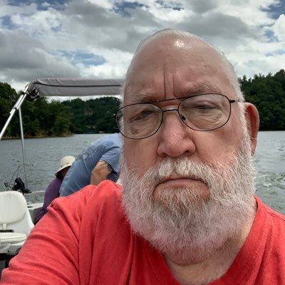 Profile Picture of Joe Slagle (@JoeSlagle1) on Twitter