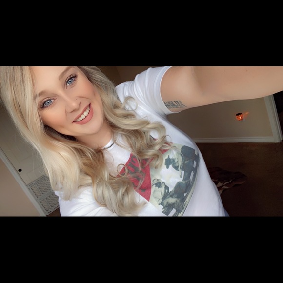 Profile Picture of Morgan Stuart (@morgan500785) on Poshmark