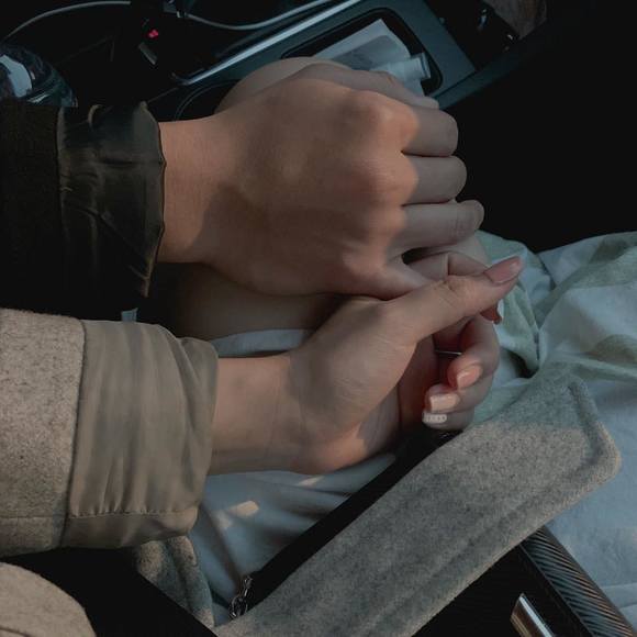 Profile Picture of Anh Thu (@ohheyitsanhthu) on Poshmark