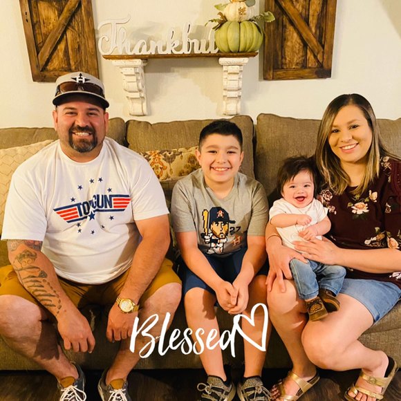 Profile Picture of Cecily Ramirez (@cecilyr09) on Poshmark