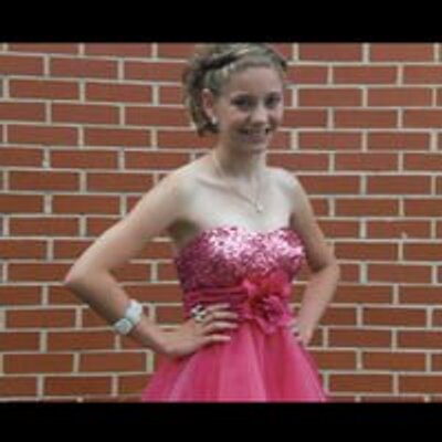 Profile Picture of Danielle Swindall (@Barashwrrph) on Twitter