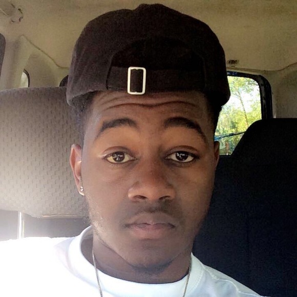 Profile Picture of Jamal Pearson (@scrillab1344) on Poshmark