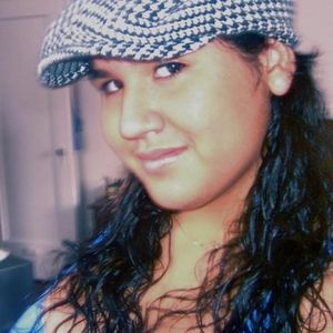Profile Picture of Laura Parra (@313651909) on Myspace