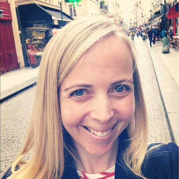 Profile Picture of Kate Ramsay-scott (@atayah1980) on Poshmark