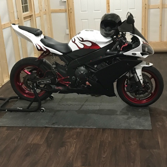 Profile Picture of Brad Martin (@bradmartinr1) on Poshmark