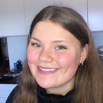 Profile Picture of AMELIA SÓL (@ameliasol_) on Instagram