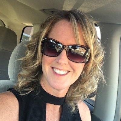 Profile Picture of Sandra Lambert (@Slambert89) on Twitter